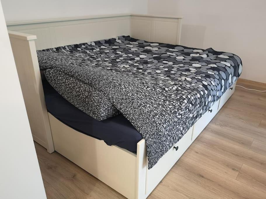 Lovely One Bedroom Condo Next Mall Vitan Bucureşti Exterior foto