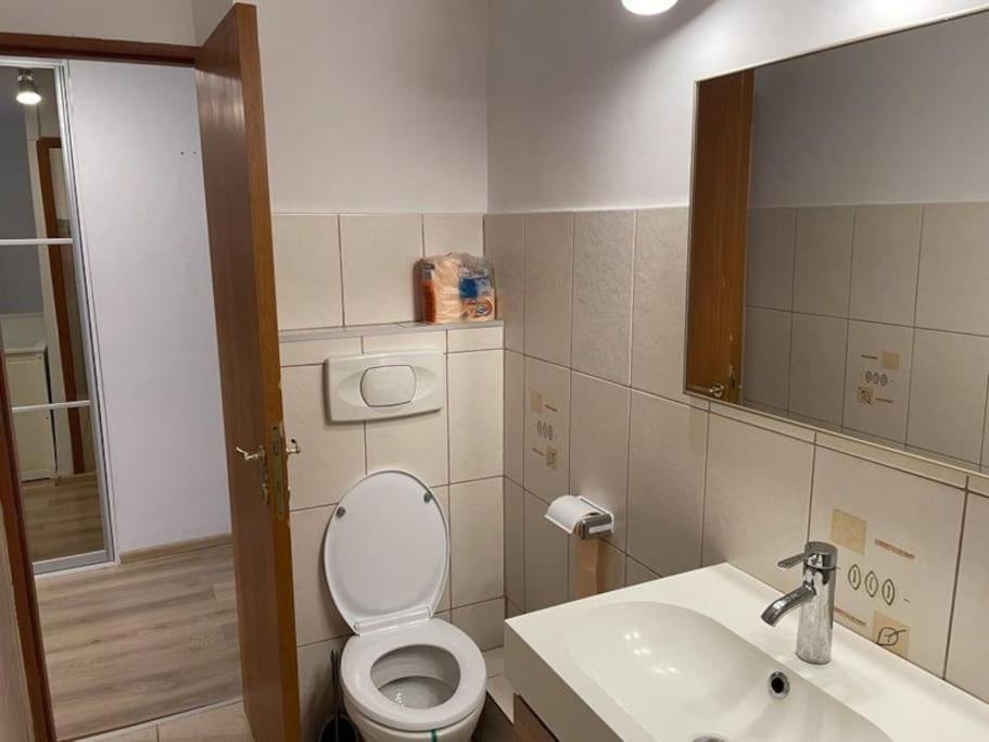Lovely One Bedroom Condo Next Mall Vitan Bucureşti Exterior foto